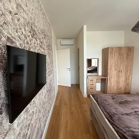 Q4 Comfort Belgrade